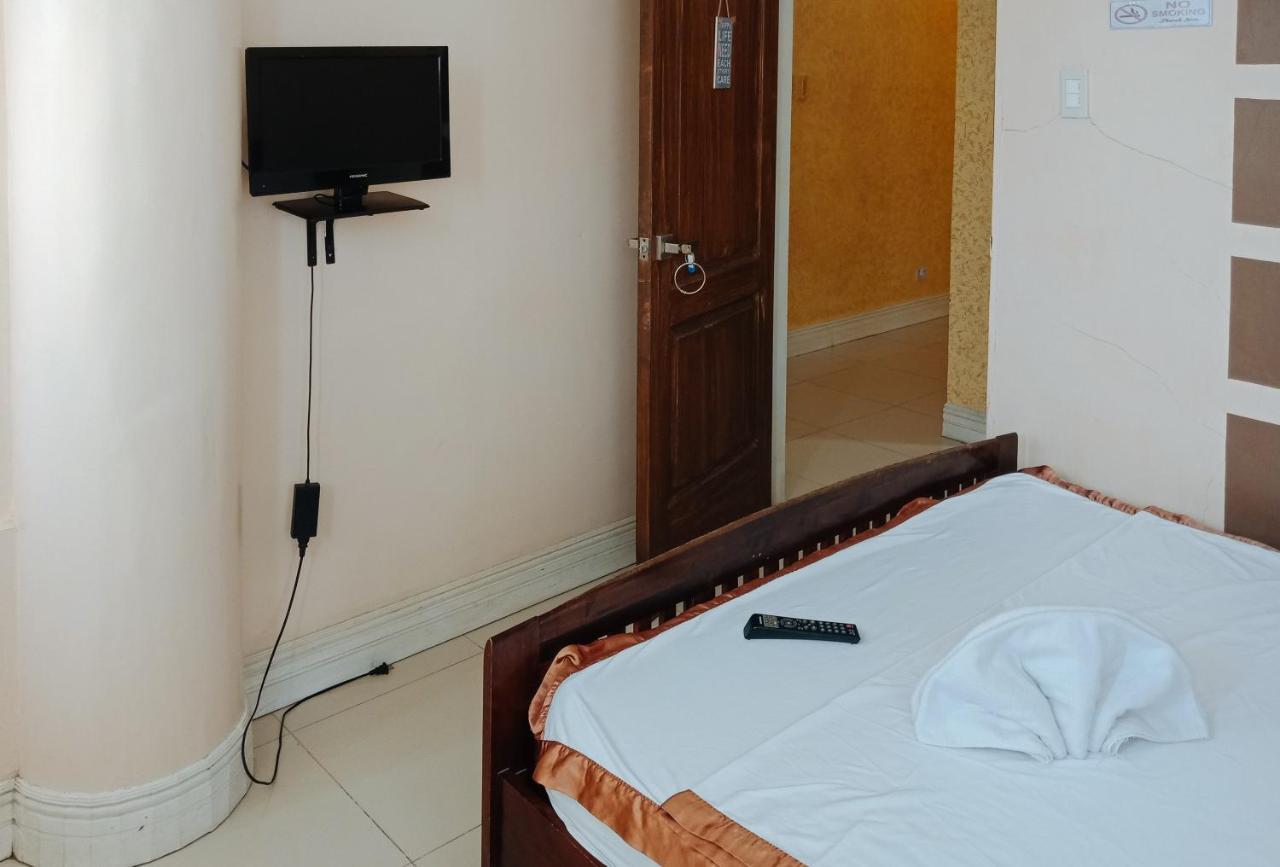 Villa Asuncion Country Inn And Resort Iloilo By Reddoorz Tigbauan Exterior foto
